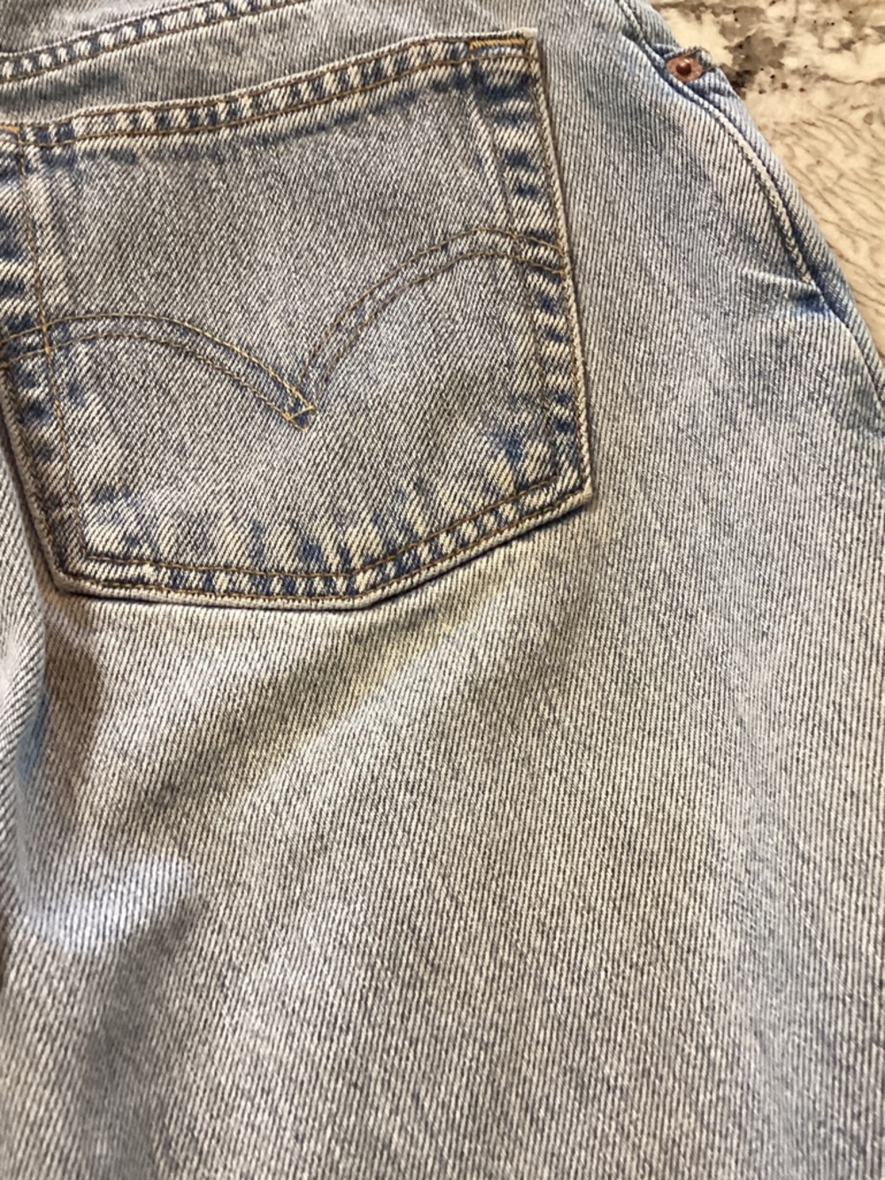 Vintage Levi’s 550 Classic Relaxed Tapered Leg Jeans Light Wash Y2K 2003 8 Med - Picture 11 of 12